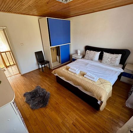 Vila Cozy, Panorama Superba, Gratar Si Relaxare П'ятра-Нямц Екстер'єр фото